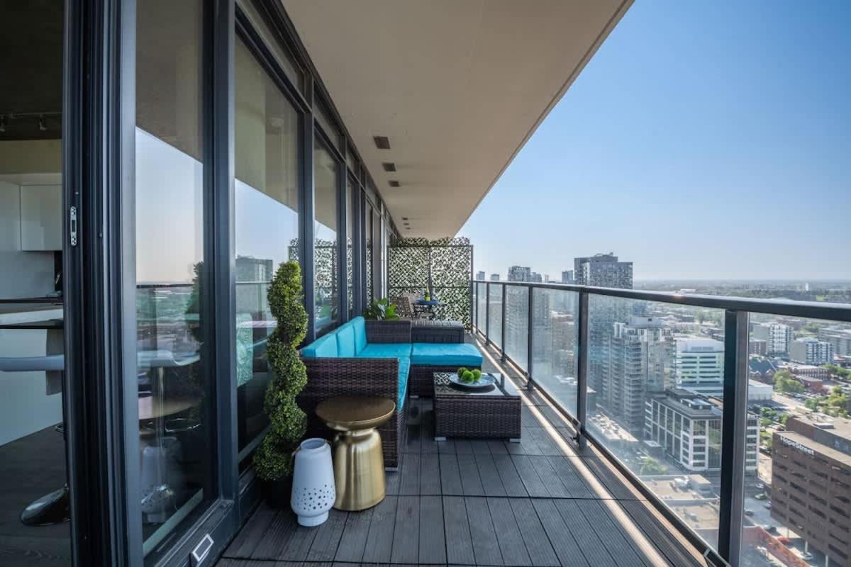 Holiday home Executive Sky Lux - 2 Bd 2ba Views Pool Patio & Gym
